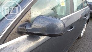 Used Wing mirror, left Audi A4 Avant (B8) 2.0 TDI 16V Price on request offered by BZJ b.v.