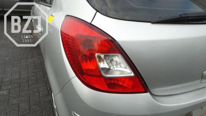 Taillight, left from a Opel Corsa D 1.3 CDTi 16V ecoFLEX 2011