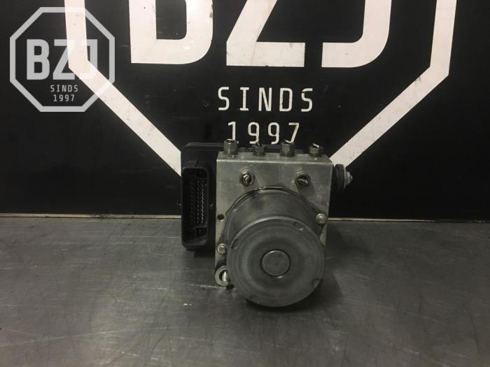 Begagnade ABS-pump Citroen Jumper (U9) 2.0 BlueHDi 130 Pris på förfrågan erbjuds av BZJ b.v.