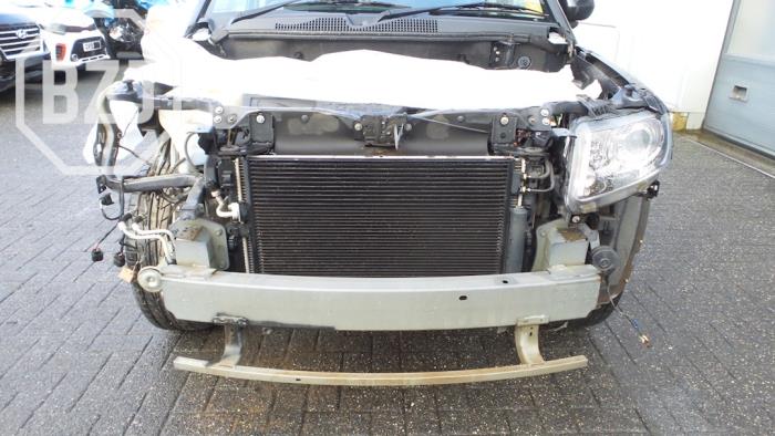 Używane Panel przedni Jeep Compass (PK) 2.4 16V 4x4 Cena € 600,00 Procedura marży oferowane przez BZJ b.v.