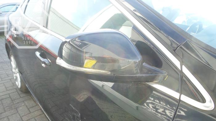 Wing mirror, right from a Volvo V40 (MV) 1.6 T4 GTDi 16V 2015