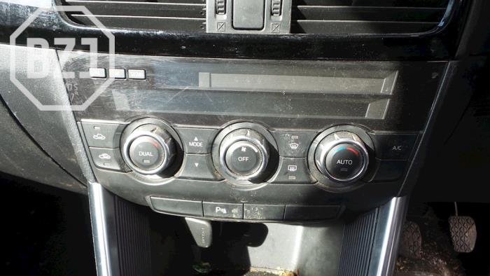 Używane Panel climatronic Mazda CX-5 I (KE,GH) 2.2 Skyactiv D 150 16V 4WD Cena na żądanie oferowane przez BZJ b.v.