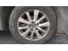Felge van een Mazda CX-5 (KE,GH), 2011 2.2 Skyactiv D 150 16V 4WD, SUV, Diesel, 2.191cc, 110kW (150pk), 4x4, SHY1, 2012-04 / 2017-06 2014