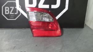 Usagé Feu arrière secondaire gauche Mercedes E Combi (S211) 3.0 E-280 CDI V6 24V Prix € 35,00 Règlement à la marge proposé par BZJ b.v.
