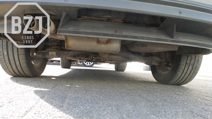 Gebrauchte Auspuff Enddämpfer Volkswagen Tiguan (AD1) 2.0 TDI 16V BlueMotion Techn.SCR 4Motion Preis auf Anfrage angeboten von BZJ b.v.