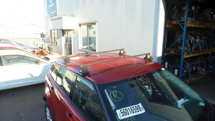 Używane Dach Landrover Range Rover Evoque (LVJ/LVS) 2.0 D 150 16V 5-drs. Cena na żądanie oferowane przez BZJ b.v.