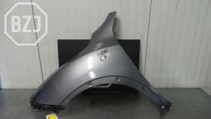 Used Front wing, left Nissan Juke (F15) Price on request offered by BZJ b.v.