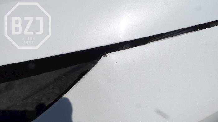 Front wing, left from a Kia Sportage (SL) 1.7 CRDi 16V 4x2 2014