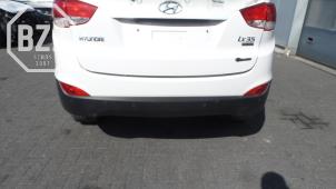 Gebrauchte Stoßstange hinten Hyundai iX35 (LM) 2.0 CRDi 16V Preis auf Anfrage angeboten von BZJ b.v.