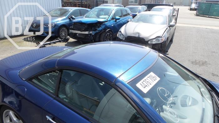 Używane Dach Mercedes SL (R230) 5.0 SL-500 V8 24V Cena na żądanie oferowane przez BZJ b.v.