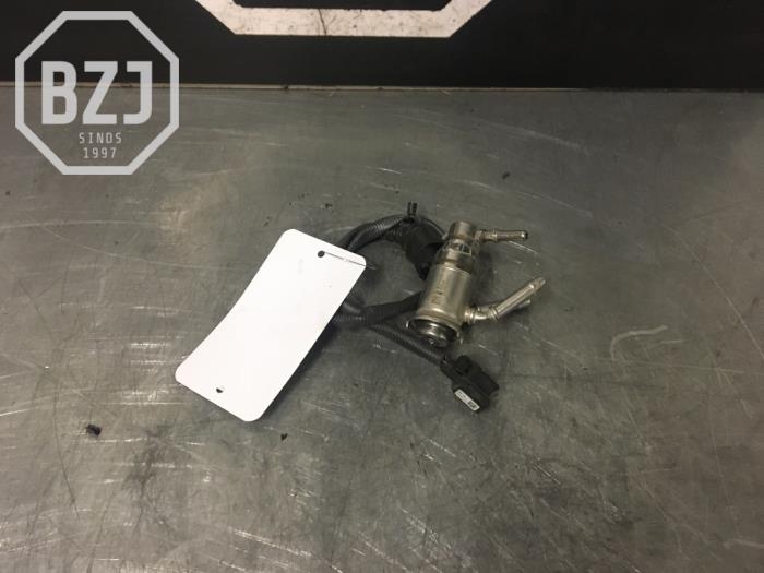 Usados Inyector Adblue Ford Tourneo Custom Precio de solicitud ofrecido por BZJ b.v.