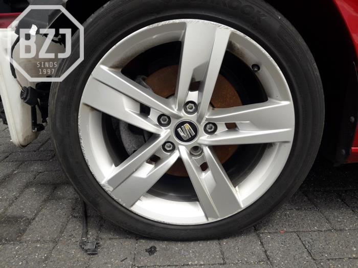 Set of sports wheels from a Seat Leon (5FB)  2020