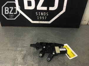 Used Seatbelt feeder right Audi A5 (8T3) 2.0 TFSI 16V Price on request offered by BZJ b.v.