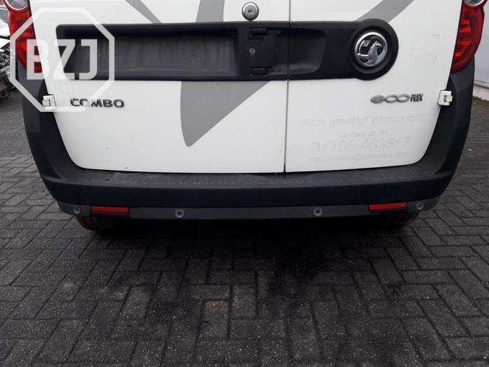 Zderzak tylny z Opel Combo 1.3 CDTI 16V ecoFlex 2016