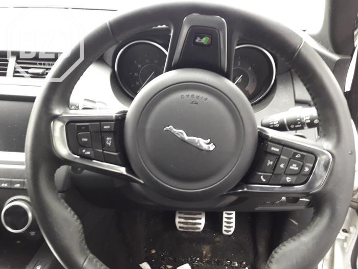 Airbag izquierda (volante) de un Jaguar E-Pace 2.0 D 180 16V AWD 2018