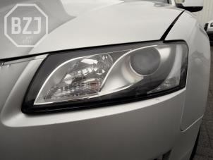 Usagé Optique avant principal gauche Audi A5 Cabrio (8F7) 2.0 TFSI 16V Prix sur demande proposé par BZJ b.v.