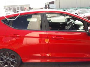 Używane Slupek srodkowy prawy Ford Fiesta 7 1.0 EcoBoost 12V 100 Cena na żądanie oferowane przez BZJ b.v.