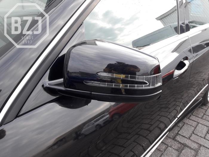 Rétroviseur extérieur gauche d'un Mercedes-Benz E Estate (S212) E-350 CDI V6 24V BlueEfficiency 2012