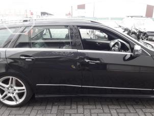 Used Style, middle right Mercedes E Estate (S212) E-350 CDI V6 24V BlueEfficiency Price on request offered by BZJ b.v.