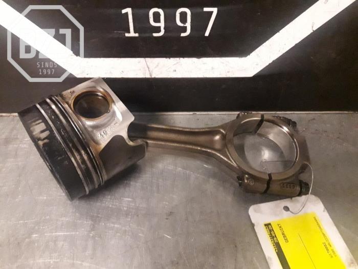 Używane Tlok Audi A3 Cena na żądanie oferowane przez BZJ b.v.