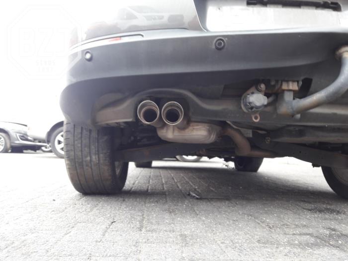 Gebrauchte Auspuff Enddämpfer Volkswagen Tiguan (5N1/2) 2.0 TDI 16V 4Motion Preis auf Anfrage angeboten von BZJ b.v.