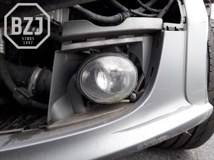 Fog light, front left from a Audi A4 Allroad Quattro (B8) 2.0 TDI 16V 2014