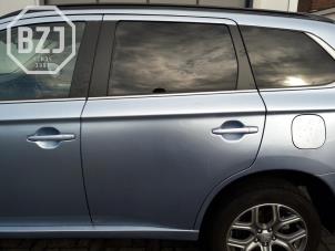 Gebrauchte Tür 4-türig links hinten Mitsubishi Outlander (GF/GG) 2.0 16V PHEV 4x4 Preis auf Anfrage angeboten von BZJ b.v.