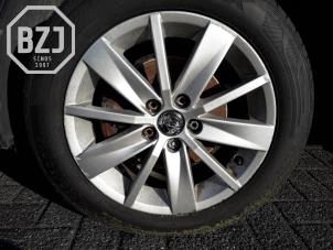 Used Set of sports wheels Volkswagen Polo V (6R) 1.2 TSI 16V BlueMotion Technology Price on request offered by BZJ b.v.