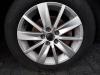 Set of sports wheels from a Volkswagen Polo V (6R) 1.2 TSI 16V BlueMotion Technology 2015