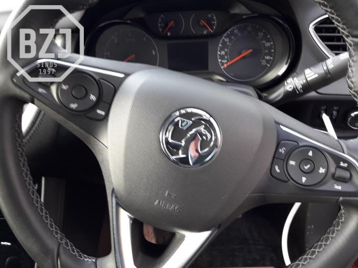 Airbag links (Lenkrad) van een Opel Grandland/Grandland X 1.5 CDTI 130 2019