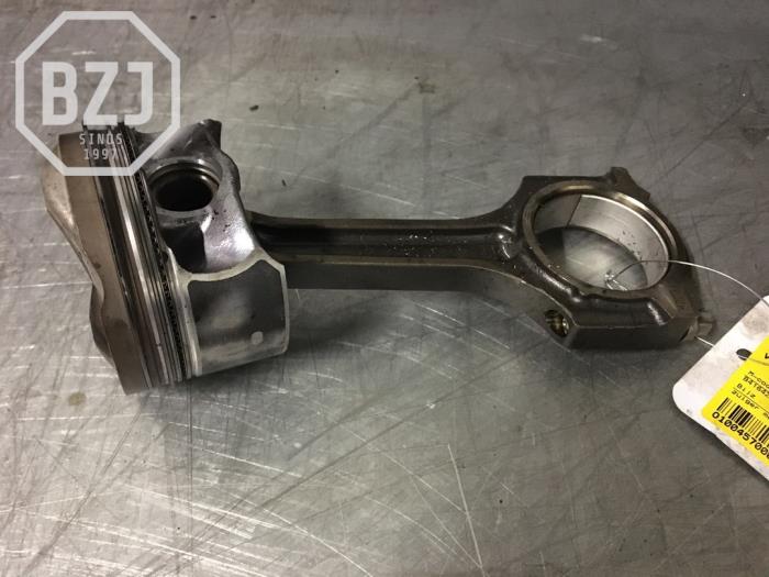 Used Piston Volvo V50 Price on request offered by BZJ b.v.