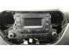 Radio CD Spieler van een Hyundai i10 (B5), 2013 / 2019 1.0 12V, Fließheck, Benzin, 998cc, 49kW (67pk), FWD, G3LA, 2013-08 / 2019-12, B4P1; B4P2; B5P1; B5P2 2017