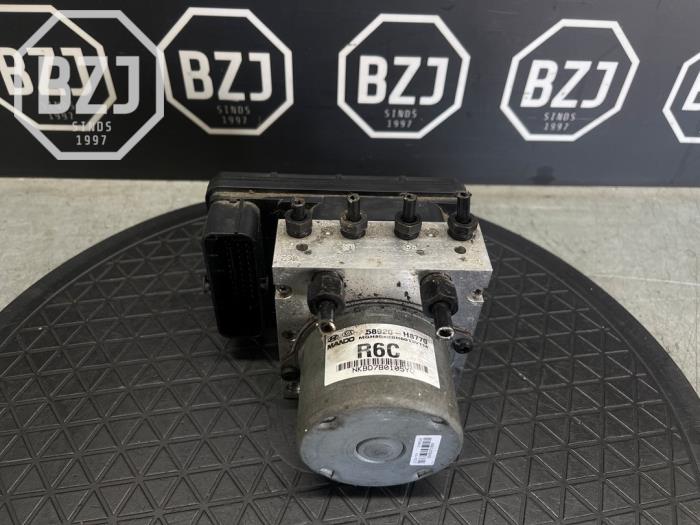 Begagnade ABS-pump Kia Stonic (YB) 1.4 MPI 16V Pris € 150,00 Marginaltabell erbjuds av BZJ b.v.