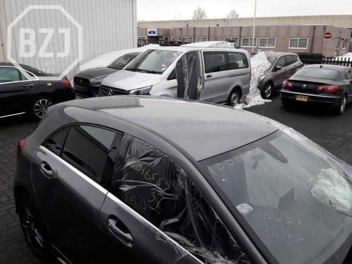 Używane Dach Mercedes A (W176) 1.5 A-180 CDI, A-180d 16V Cena na żądanie oferowane przez BZJ b.v.