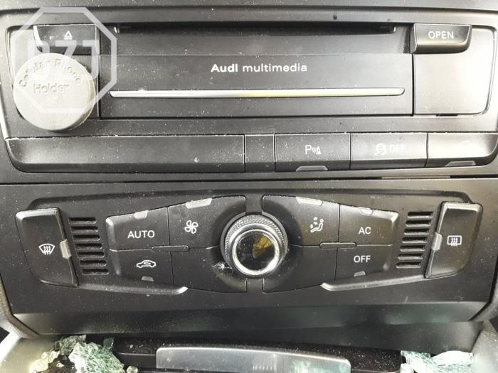 Używane Panel climatronic Audi Q5 (8RB) 2.0 TDI 16V Quattro Cena na żądanie oferowane przez BZJ b.v.