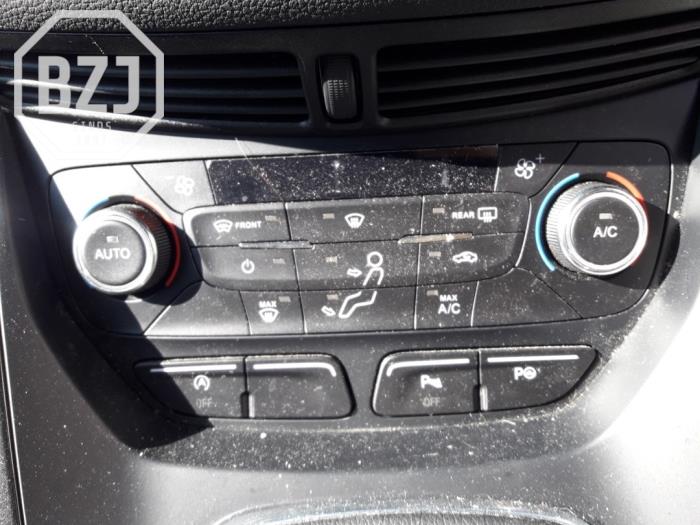 Panneau climatronic d'un Ford Kuga II (DM2) 1.5 EcoBoost 16V 4x4 2019