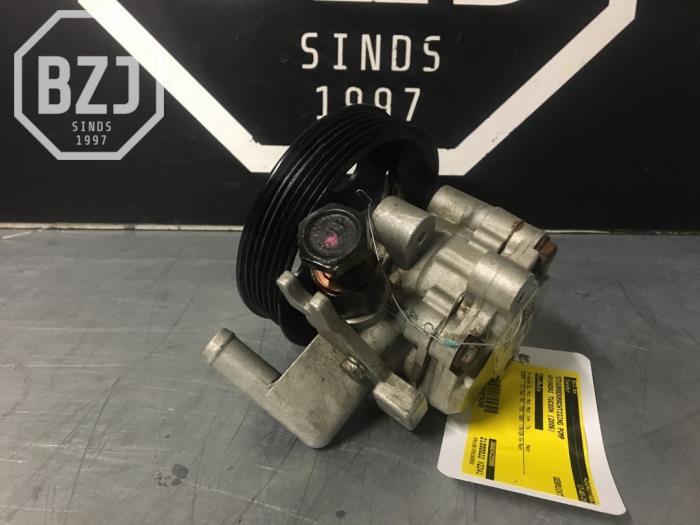 Usagé Pompe de direction Hyundai Tucson (JM) 2.0 CRDi 16V 4x4 Prix sur demande proposé par BZJ b.v.