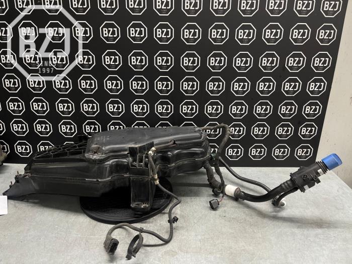 Gebrauchte Adblue Tank Volkswagen T-Roc I 2.0 TDI 150 16V Preis auf Anfrage angeboten von BZJ b.v.