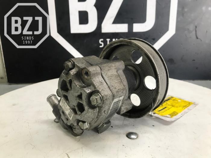 Begagnade Servostyrningspump Audi A5 Cabrio (8F7) 2.0 TFSI 16V Pris på förfrågan erbjuds av BZJ b.v.