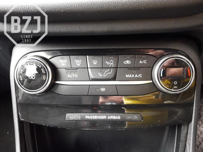 Używane Panel climatronic Ford Puma 1.0 Ti-VCT EcoBoost mHEV 12V Cena € 151,25 Z VAT oferowane przez BZJ b.v.