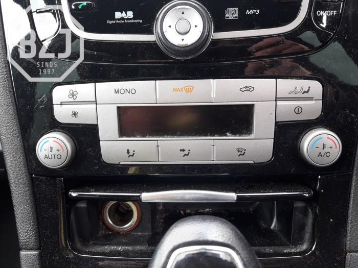Używane Panel climatronic Ford Galaxy (WA6) 2.0 TDCi 16V 140 Cena na żądanie oferowane przez BZJ b.v.