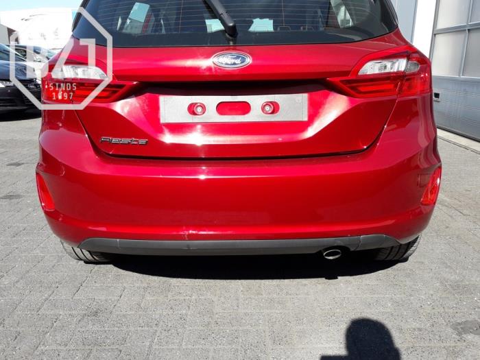 Pare-chocs arrière d'un Ford Fiesta 7 1.1 Ti-VCT 12V 85 2018