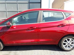 Used Central strip, left Ford Fiesta 7 1.1 Ti-VCT 12V 85 Price on request offered by BZJ b.v.