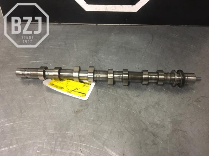 MaXgear Camshaft Wheel For Renault Laguna, Megane, Scenic, Traffic 1.9 DCi – 44 Tooth, 8200277233
