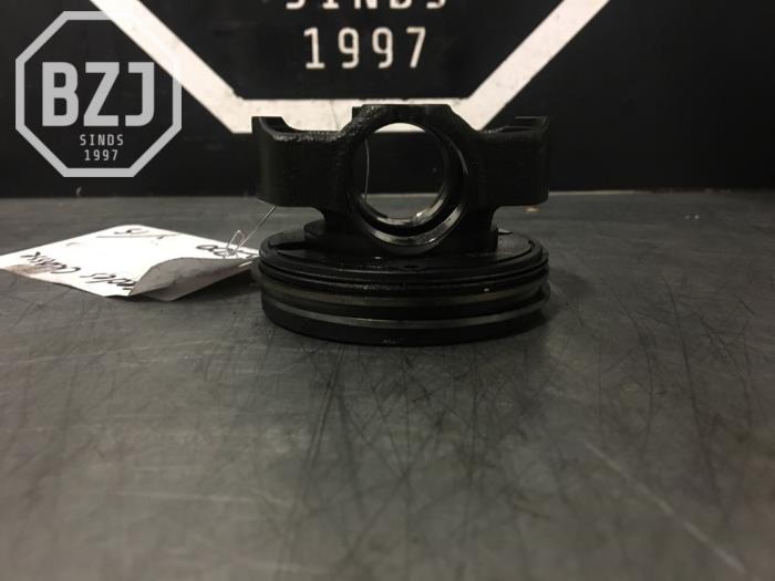 Usagé Piston Mercedes C-Klasse Prix sur demande proposé par BZJ b.v.