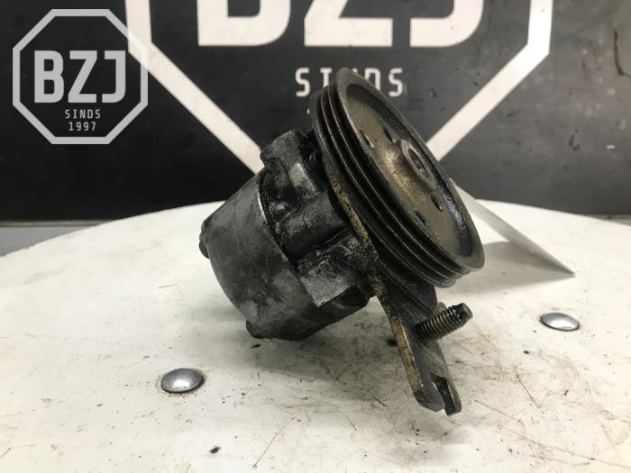 Usagé Pompe de direction Daihatsu Copen 0.7 Turbo 16V Prix sur demande proposé par BZJ b.v.