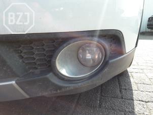 Used Fog light, front left Chevrolet Orlando (YYM/YYW) 2.0 D 16V Price on request offered by BZJ b.v.