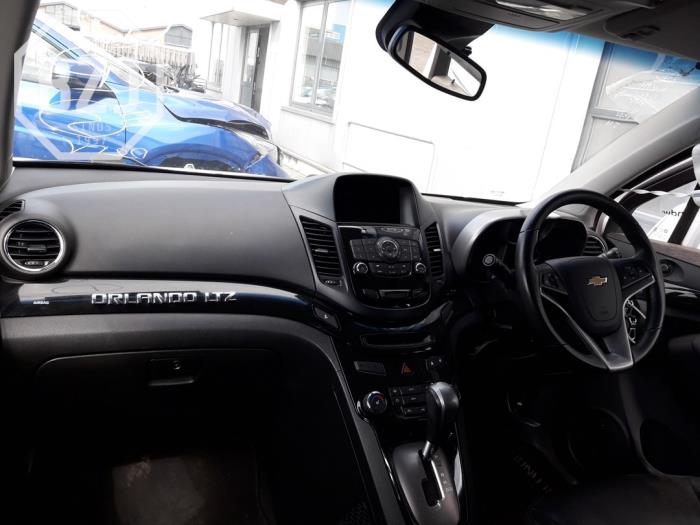 Używane Panel Chevrolet Orlando (YYM/YYW) 2.0 D 16V Cena na żądanie oferowane przez BZJ b.v.