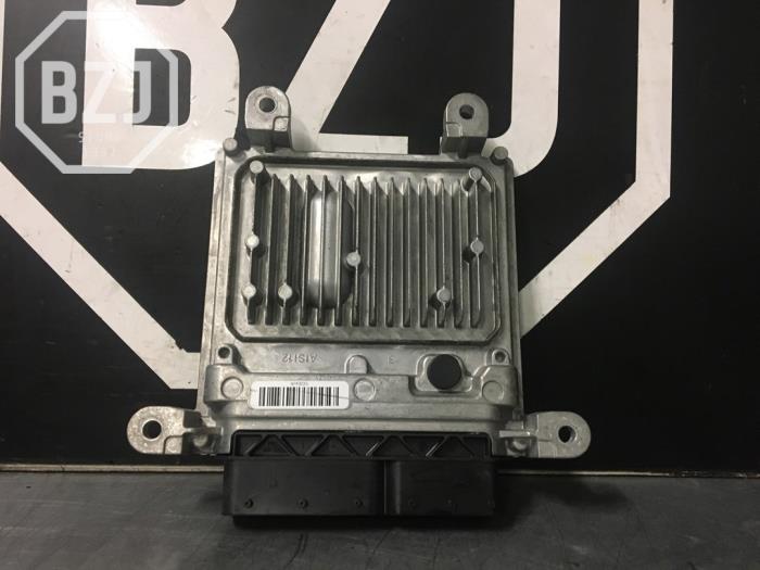 Used Engine management computer Mercedes E (W212) E-250 CDI 16V BlueEfficiency,BlueTec Price on request offered by BZJ b.v.