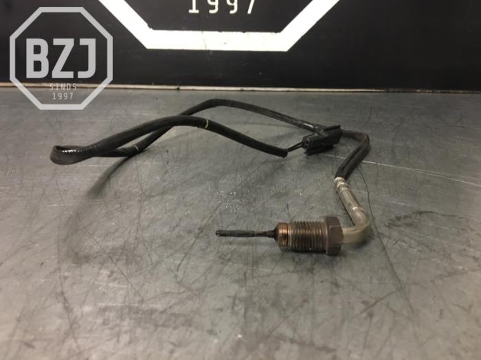 Used Particulate filter sensor Renault Megane IV (RFBB) 1.5 Energy dCi 110 Price on request offered by BZJ b.v.